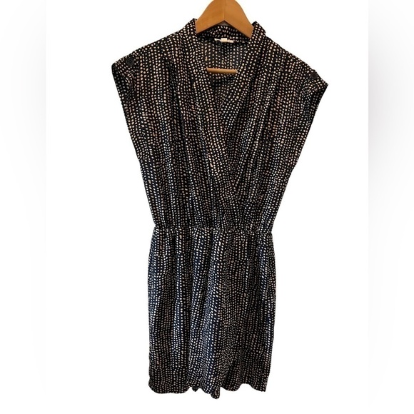 Maison Jules mini dress, Medium, speckled pattern, faux wrap dress - Picture 4 of 7